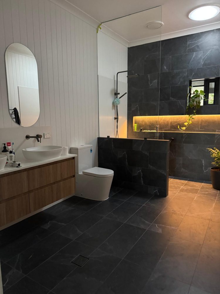 Rosemount bathroom renovated by Elite Renovations